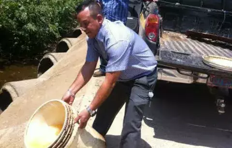 Decomisan bebida fermentada en El Barreno de Soná en Veraguas