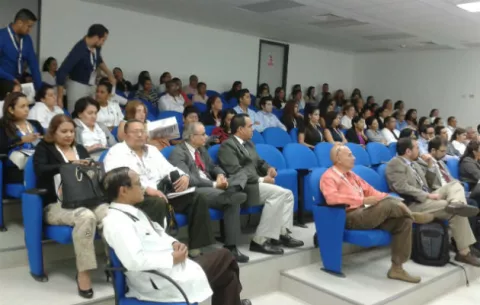Capacitan a médicos de provincias centrales y el extranjero en el 'Chicho' 