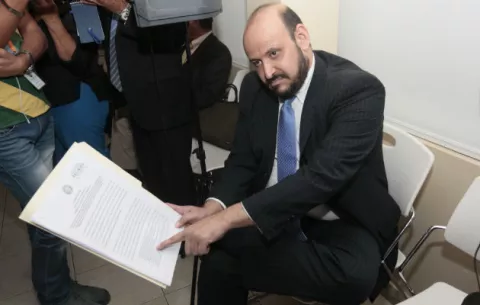 Se pierden pruebas contra Ayú Prado en la Comisión de Credenciales