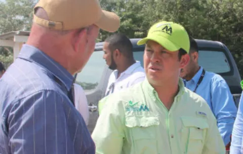 Sanciones  penales por pagar coimas a trabajadores de aseos 