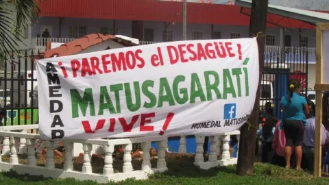 Absuelven a empresarios por daños ecológicos a la Laguna de Matusagaratí
