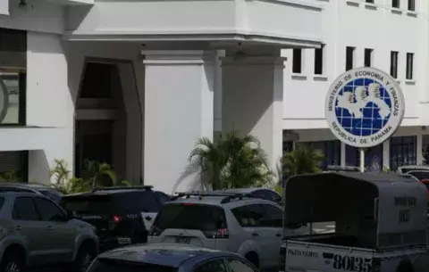 Ministro del MEF visitará Francia a finales de este mes