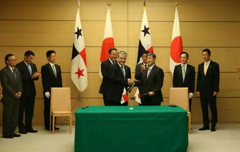  Panamá y Japón sellan acuerdo de financiamiento para Línea 3 del Metro