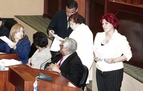 Perderá licencia de conducir quien no pague pensiones alimenticias 