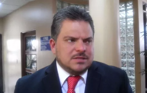 Facción del PRD busca controlar al partido en las elecciones internas para aliarse al Gobierno