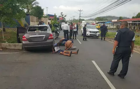 Capturan en Vacamonte a ladrones de vehículo 