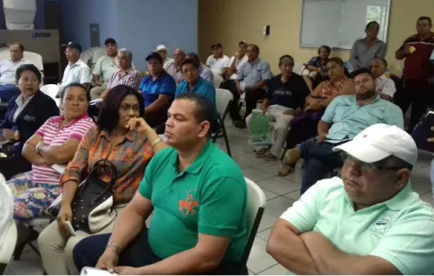 Transportistas en Chiriquí se suman a paro y no descartan cierre de calles