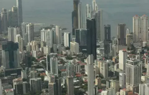 Forbes: Panama would be the American Singapore