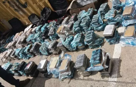 Decomisan cocaína en un puerto, en Colón