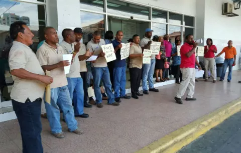 Trabajadores de la CSS esperan ajustes salariales y nombramientos en Colón 