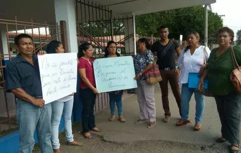 Exigen nombramiento de docentes en el Ángel María Herrera de Penonomé