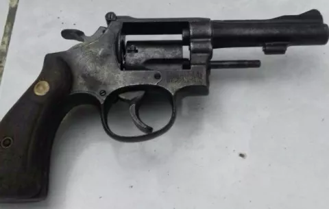 Decomisan arma de fuego en Bugaba