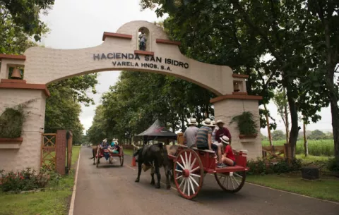 Gobierno promociona región de Azuero con imágenes de la finca de Varela
