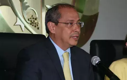 Zika va en aumento pese a las advertencias de multar por existencias de criaderos  