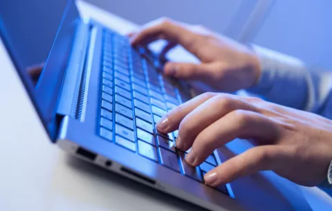 Growth of internet users decreases