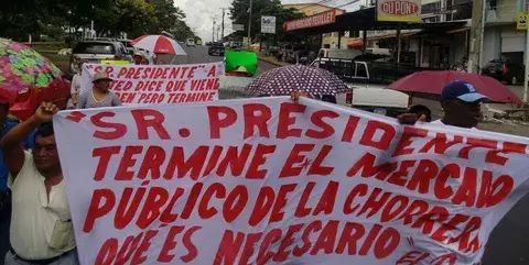 Buhoneros exigen culminación de mercado público en La Chorrera