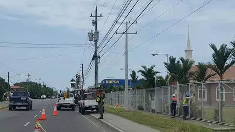 Miles estuvieron sin energía eléctrica en Changuinola por cinco horas 