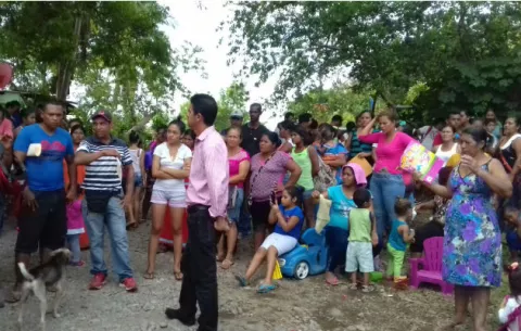 Propietario de terrenos invadidos presenta denuncia para desalojo