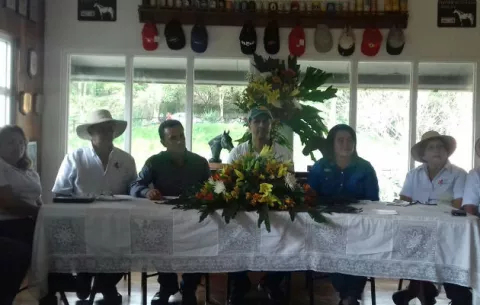 Realizan lanzamiento de Parada de las Flores en Volcán del 2016