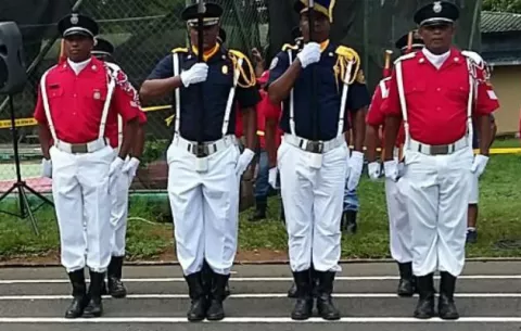 Realizan encuentro nacional de escoltas y destrezas bomberiles