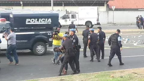 "No habrá condonación de deuda, hay un compromiso firmado", Varela