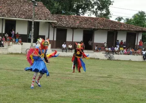  Pariteños celebran hoy La Cuarteada del Sol