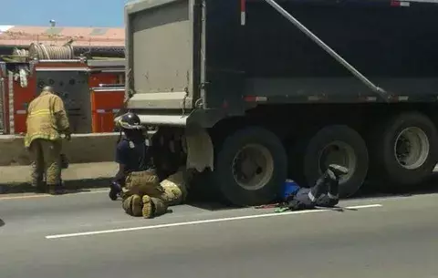 En La Chorrera, mujer se lanza a la vía y muere arrollada por camión