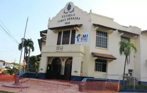Suspenden clases en escuela Tomás Herrera de Chitré