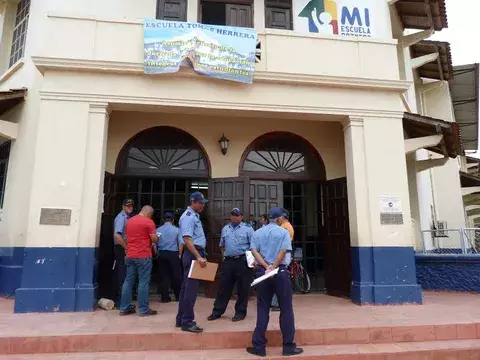 Falsa alarma por un escape de gas en escuela Tomás Herrera de Chitré