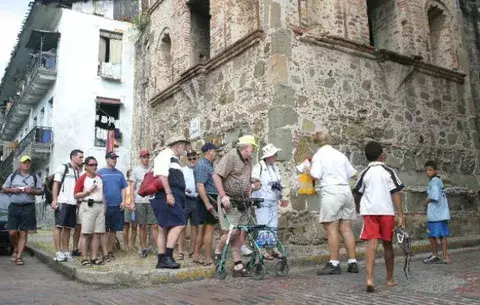 Empresarios perciben lento crecimiento en la actividad turística