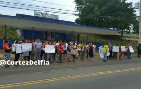 Se cansaron, decretan paro militante en colegio de Colón