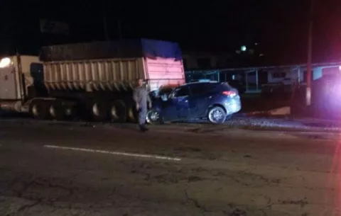 Muere al chocar con un articulado en David