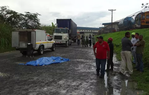 Muere electrocutado transportista en Colón 