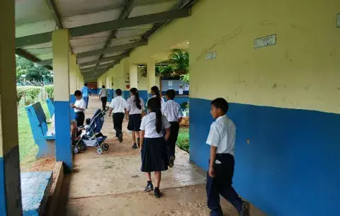 Schools do not have the hygienic conditions to face A (H1N1)