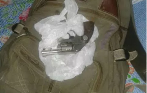 Suspenden a estudiante que se le encontró un arma de fuego en Gualaca
