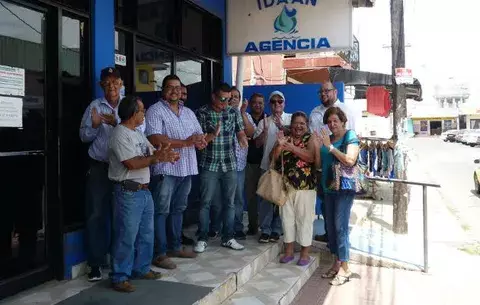 Descontentos por falta de agua en sus hogares
