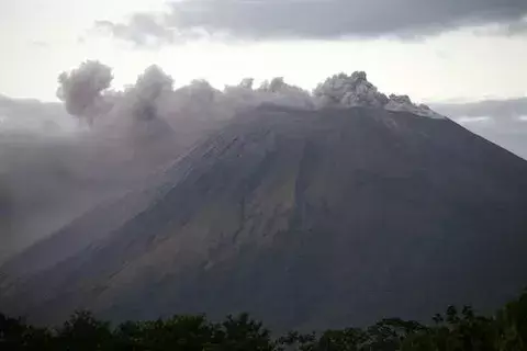 Expertos inician estudio de un lago de lava en volcán Masaya de Nicaragua