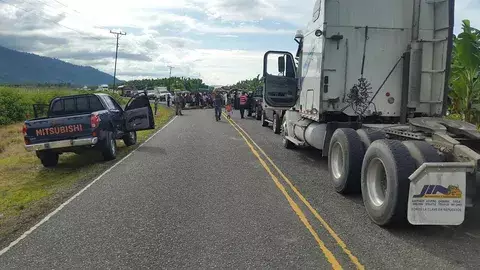Indígenas vuelven a cerrar en Norteño y Gualaquita, pero afectados se quejan