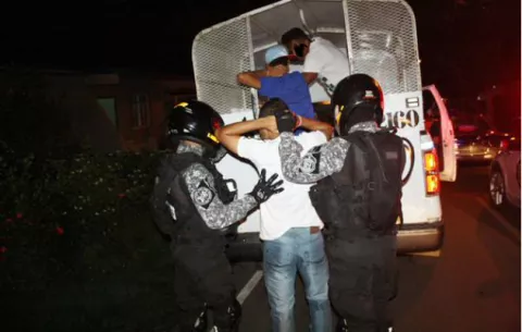 Tres menores y diez adultos aprehendidos en operativo en Chiriquí 