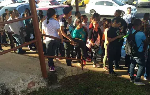 Extranjeros se suman a los afiliados a la CSS para regularizarse en el país