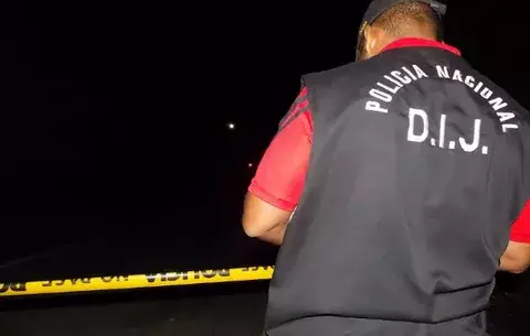 Esposan a sujeto en una habitación de La Villa de Los Santos