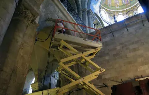 Comienza minuciosa restauración de la tumba de Jesús