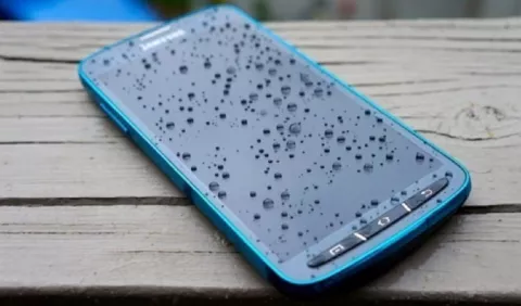 Modelo Active cuesta  lo mismo que el  Edge y $100 más que el S7
