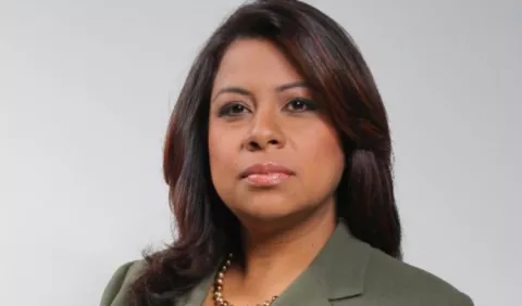 ¡Ayúdenla!
