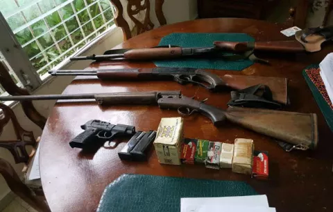 En allanamientos en David, decomisan varias armas de fuego 