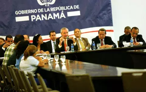 Primer intento para suspender la huelga de docentes fracasó