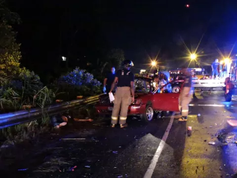 Dos muertes por triple colisión en Nueva Providencia, Colón