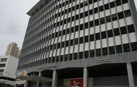Inicia indagatoria contra exdirectora de Migración por caso de call center