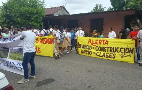 IPTV hoy cumple 19 días de paro; no tienen respuesta