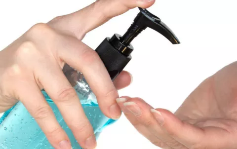 El gel antibacterial podría ser perjudicial para la salud